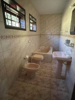 Sobrado Para Vender com 6 quartos 3 suítes no bairro Alpes de Caieiras em Caieiras