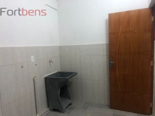 Sobrado Para Vender com 6 quartos 2 suítes no bairro Laranjeiras em Caieiras