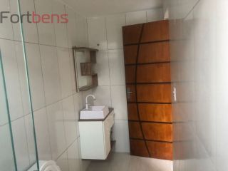 Sobrado Para Vender com 6 quartos 2 suítes no bairro Laranjeiras em Caieiras