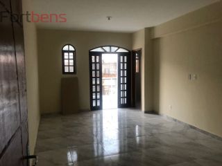 Sobrado Para Vender com 6 quartos 2 suítes no bairro Laranjeiras em Caieiras