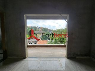 Sobrado Para Vender com 3 quartos 1 suítes no bairro Serpa em Caieiras