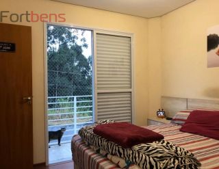 Sobrado Para Vender com 3 quartos 2 suítes no bairro Região Central em Caieiras