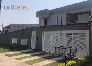Sobrado Para Vender com 3 quartos 2 suítes no bairro Região Central em Caieiras