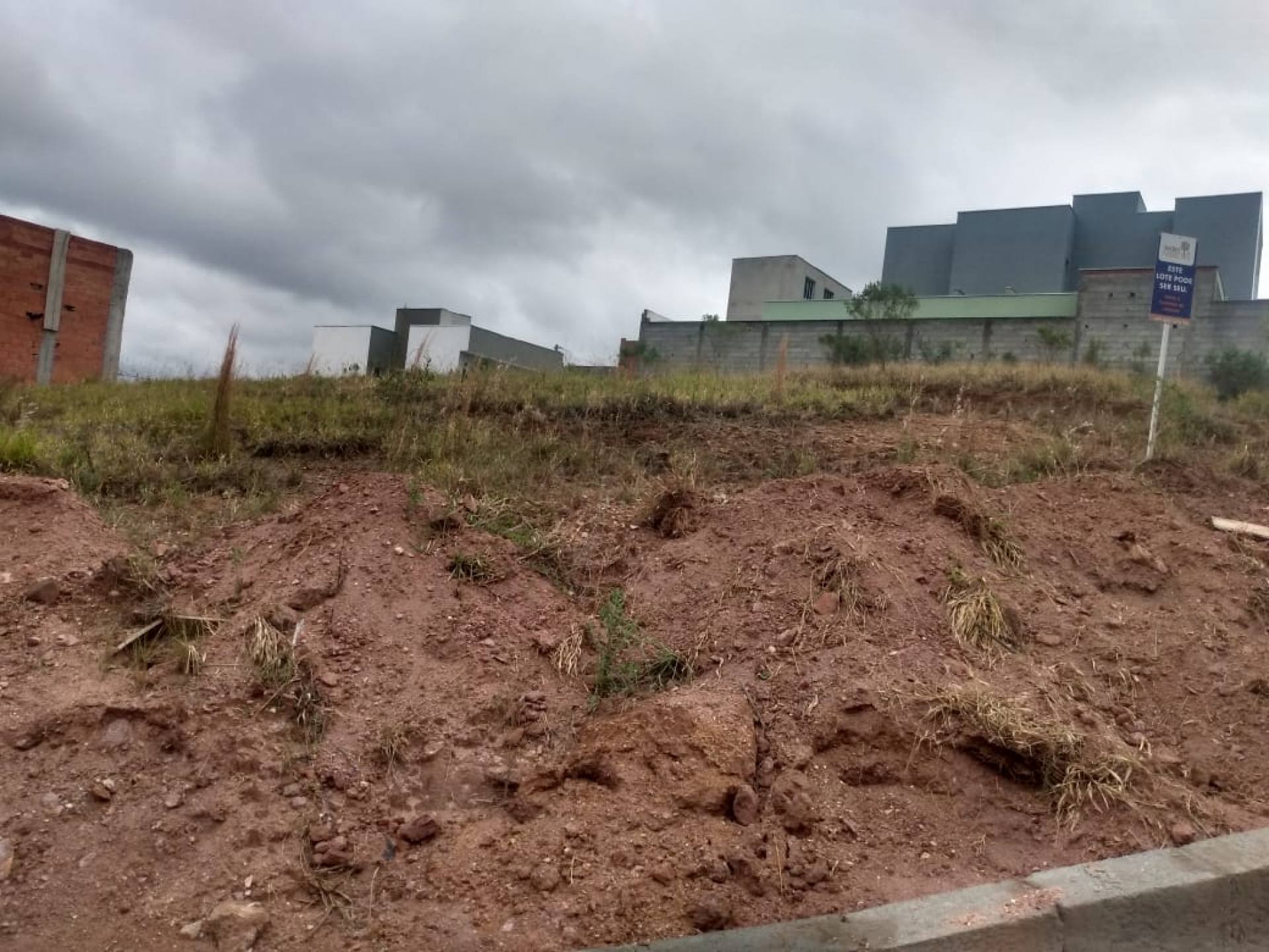 Lote / Terreno de Bairro Para Vender no bairro Laranjeiras em Caieiras 