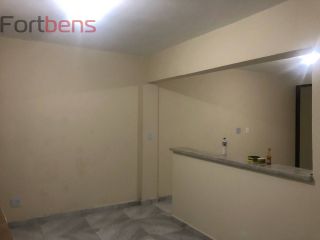 Sobrado Para Alugar com 6 quartos 2 suítes no bairro Laranjeiras em Caieiras