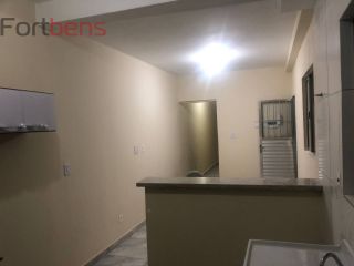 Sobrado Para Alugar com 6 quartos 2 suítes no bairro Laranjeiras em Caieiras