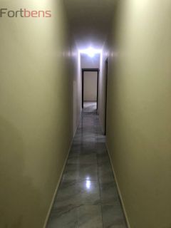 Sobrado Para Alugar com 6 quartos 2 suítes no bairro Laranjeiras em Caieiras