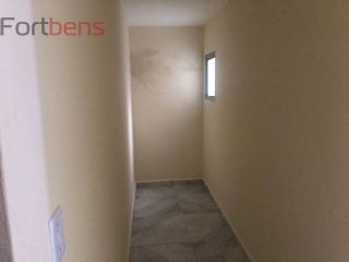 Sobrado Para Alugar com 6 quartos 2 suítes no bairro Laranjeiras em Caieiras