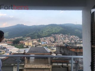 Sobrado Para Alugar com 6 quartos 2 suítes no bairro Laranjeiras em Caieiras