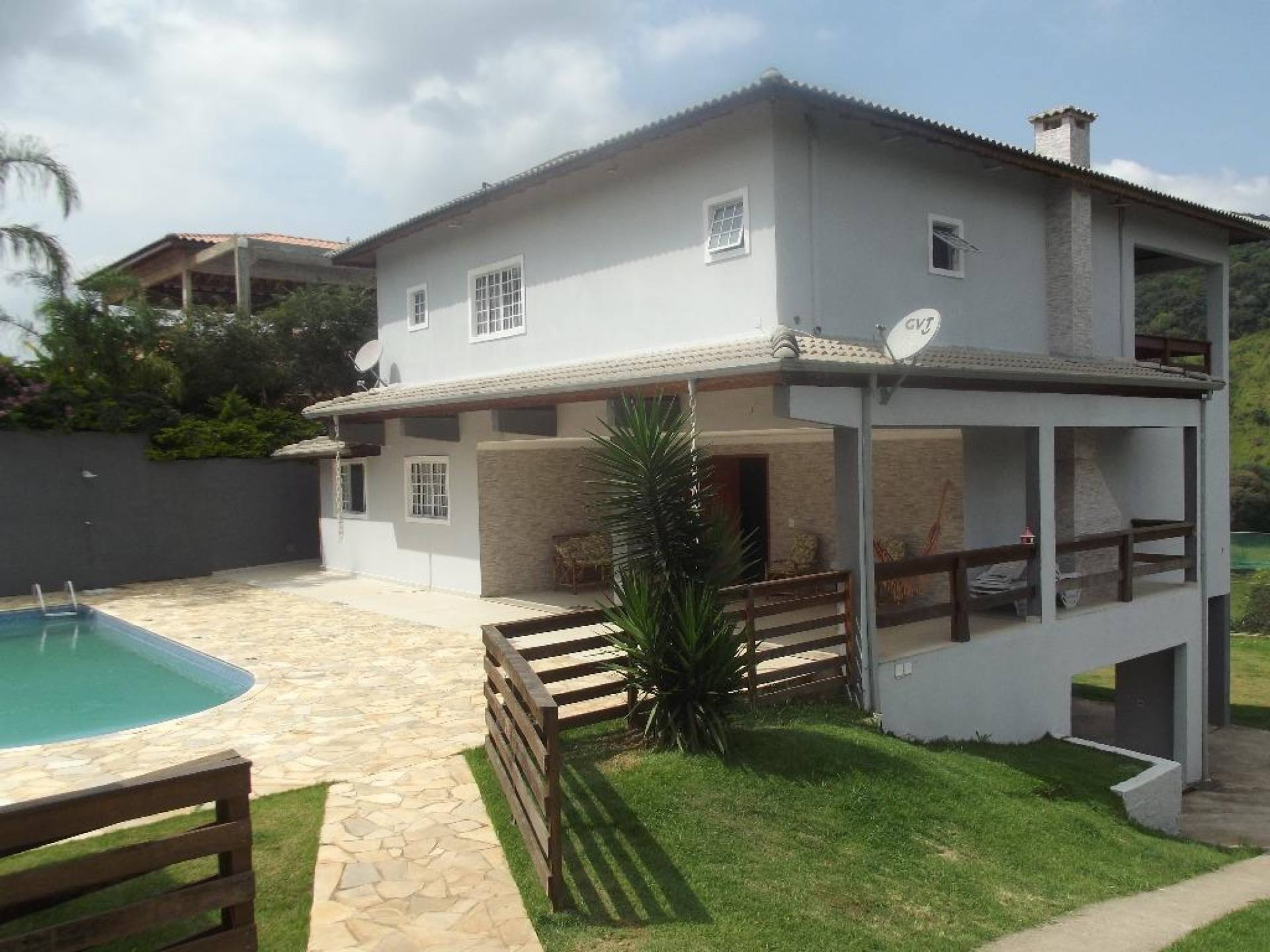 Chácara Para Vender com 4 quartos 3 suítes no bairro Laranjeiras em Caieiras 