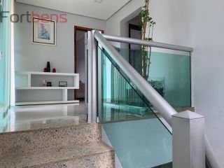 Casa de Condomínio Para Vender com 3 quartos 1 suítes no bairro Nova Caieiras em Caieiras