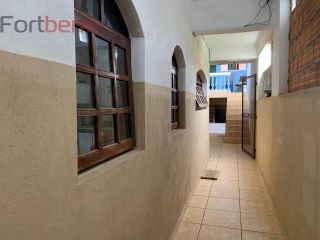 Sobrado Para Vender com 5 quartos no bairro Região Central em Caieiras