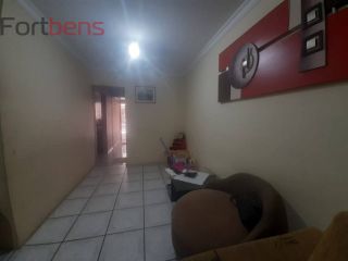 Sobrado Para Vender com 3 quartos no bairro Nova Era em Caieiras 