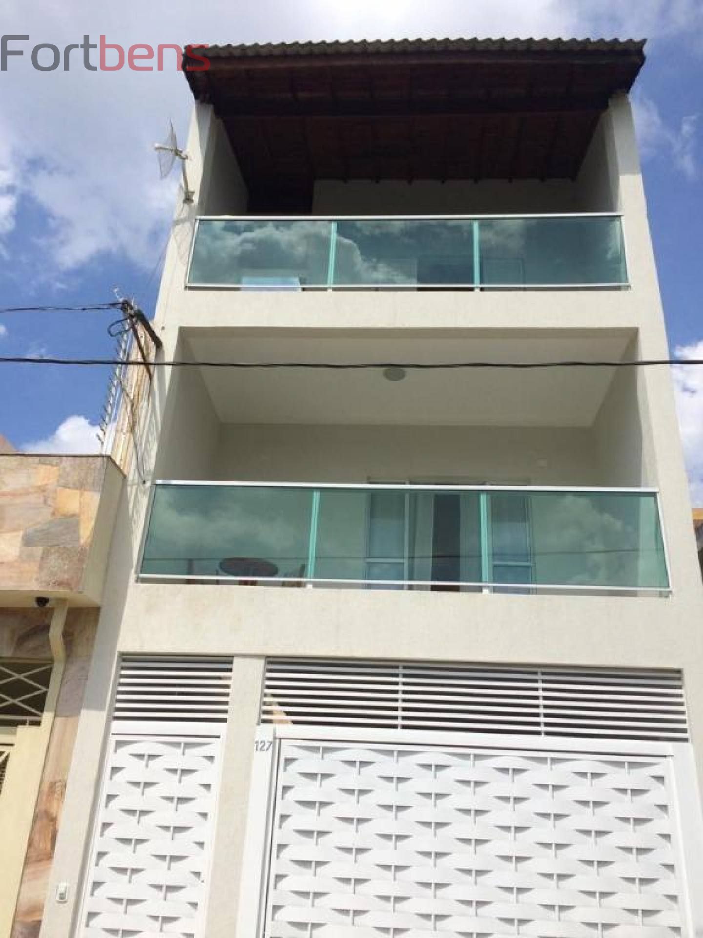 Sobrado Para Vender com 3 quartos 1 suítes no bairro Jd. Europa em Caieiras