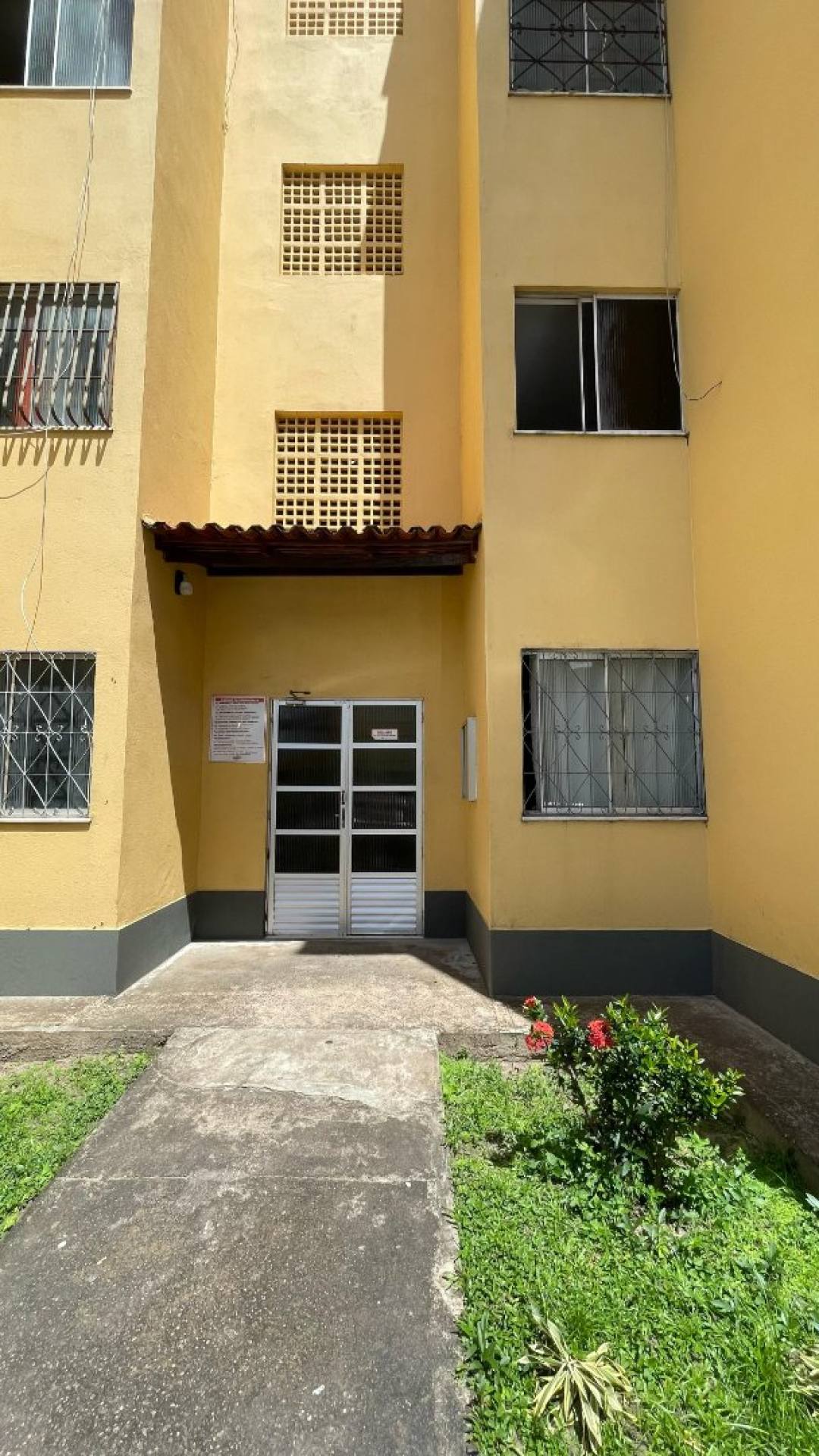 075- Vendo Apartamento no Tupy 1 no 1° andar 02 quartos 44m2 no Turu