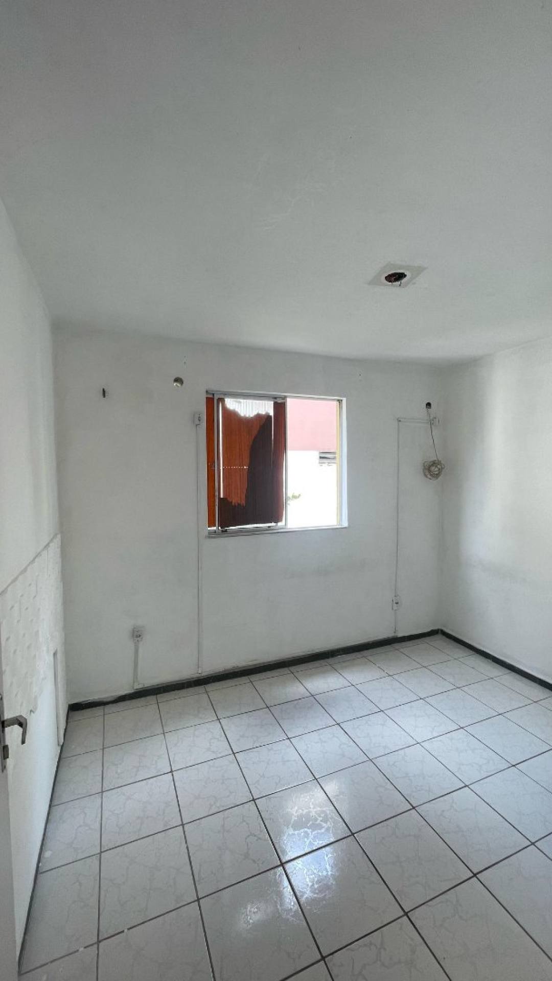 075- Vendo Apartamento no Tupy 1 no 1° andar 02 quartos 44m2 no Turu