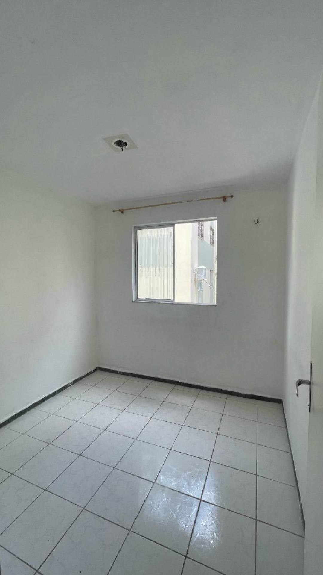 075- Vendo Apartamento no Tupy 1 no 1° andar 02 quartos 44m2 no Turu