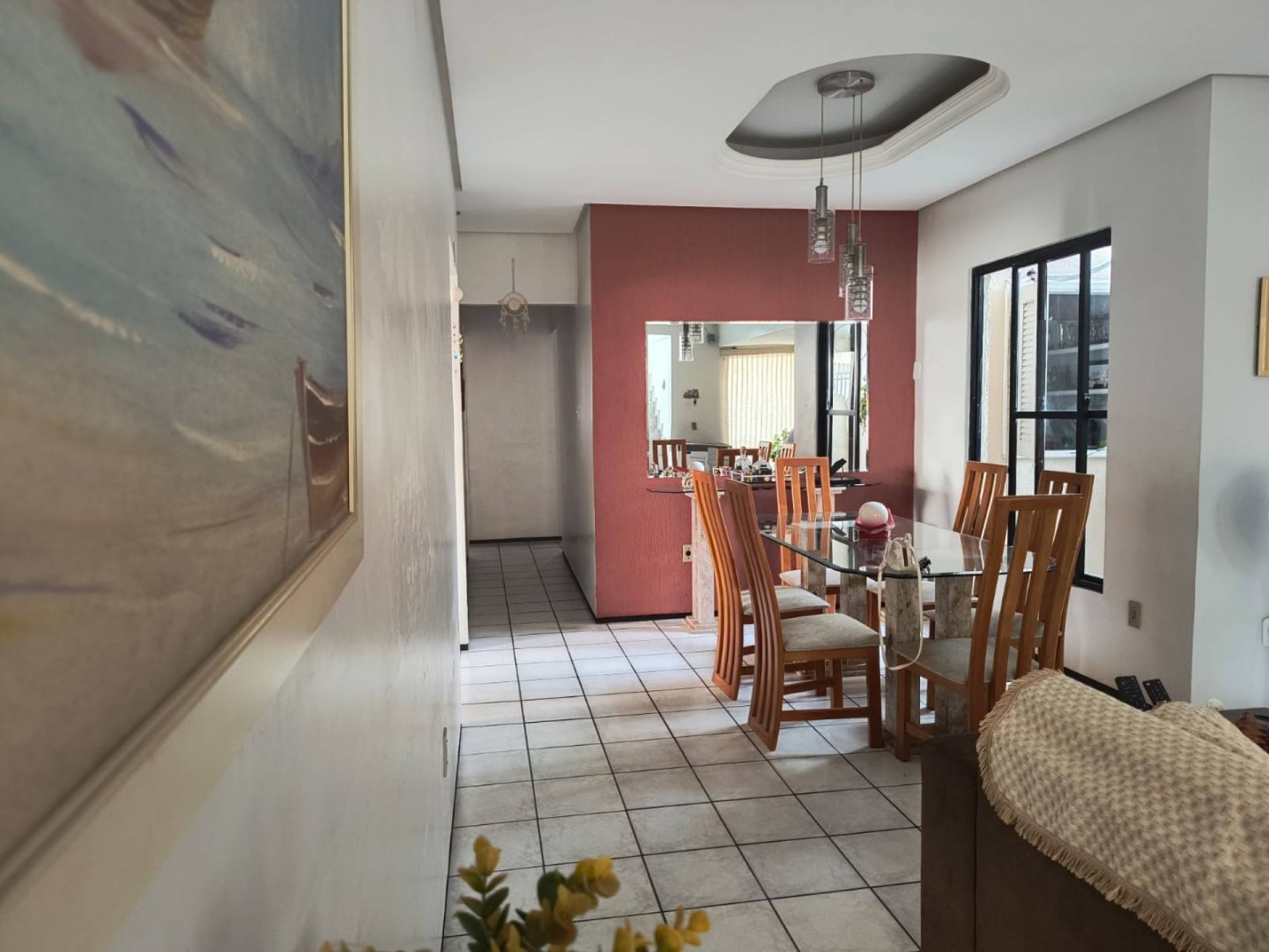 075- Casa Duplex à Venda 04 quartos sendo duas suítes 250m2 região da Cohama