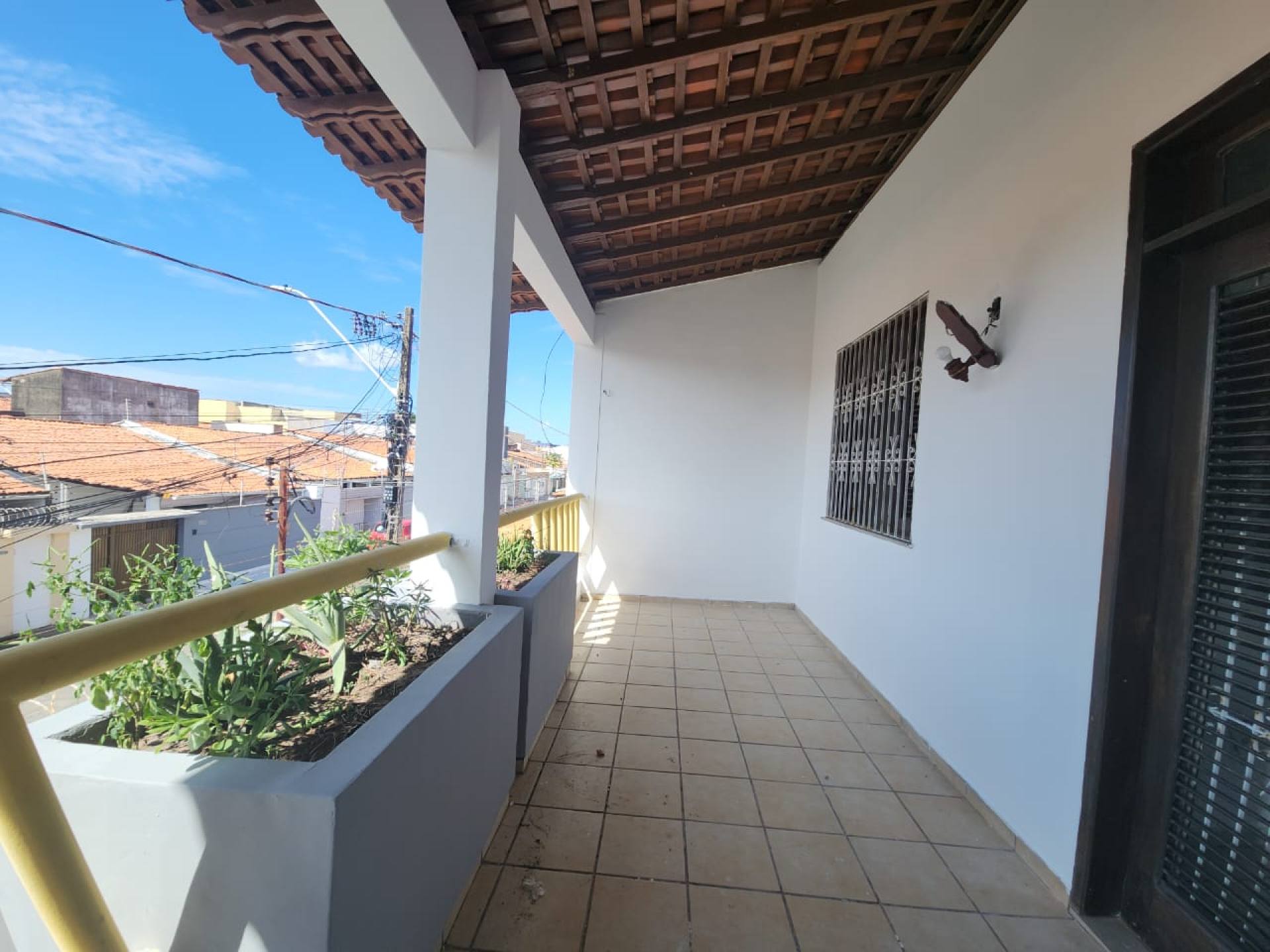 075 Casa Duplex 5 Quartos à venda, 250m² - Planalto Vinhais II