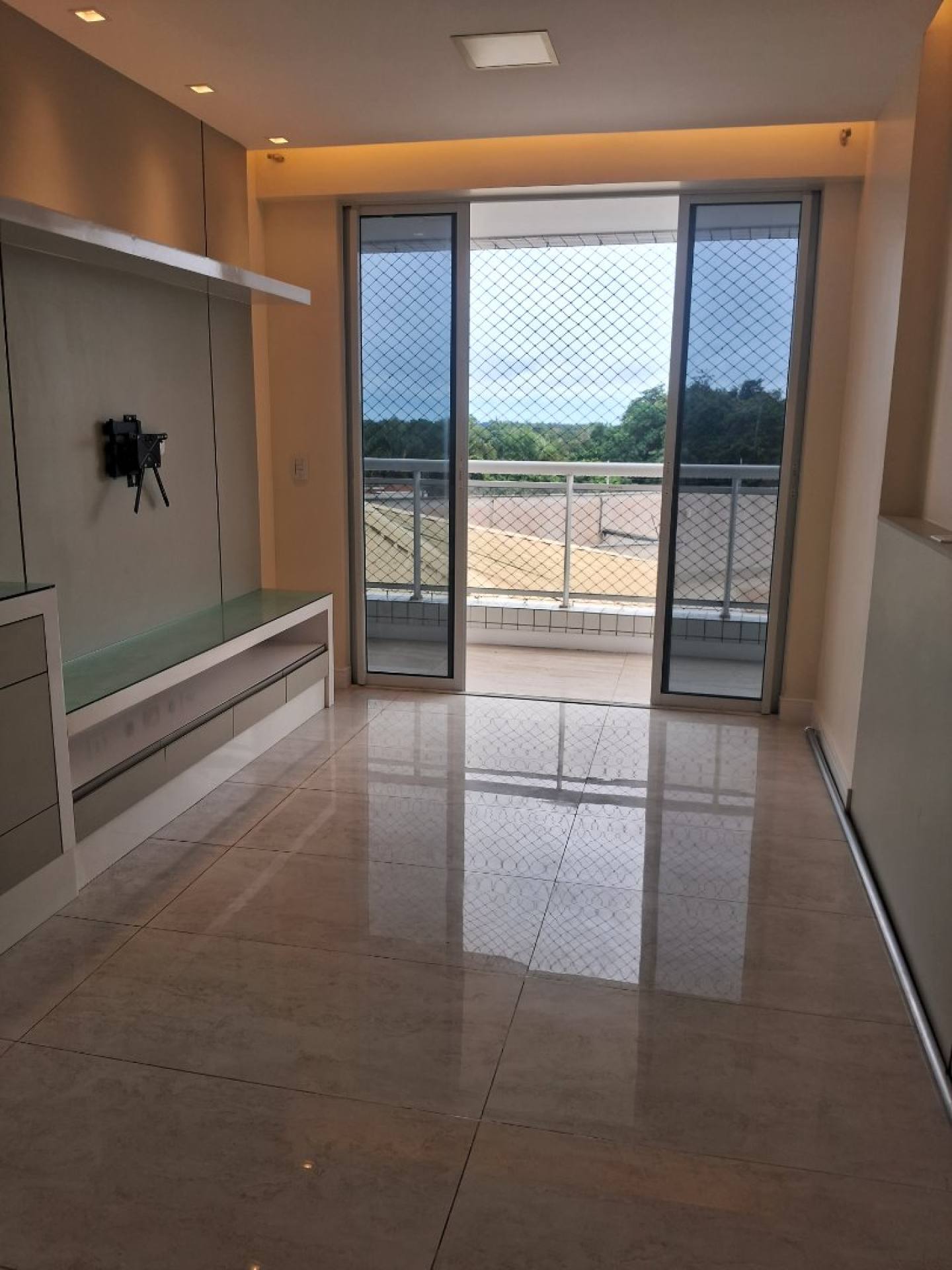 100-Apartamento Para Alugar no bairro Parque Shalom em São Luís