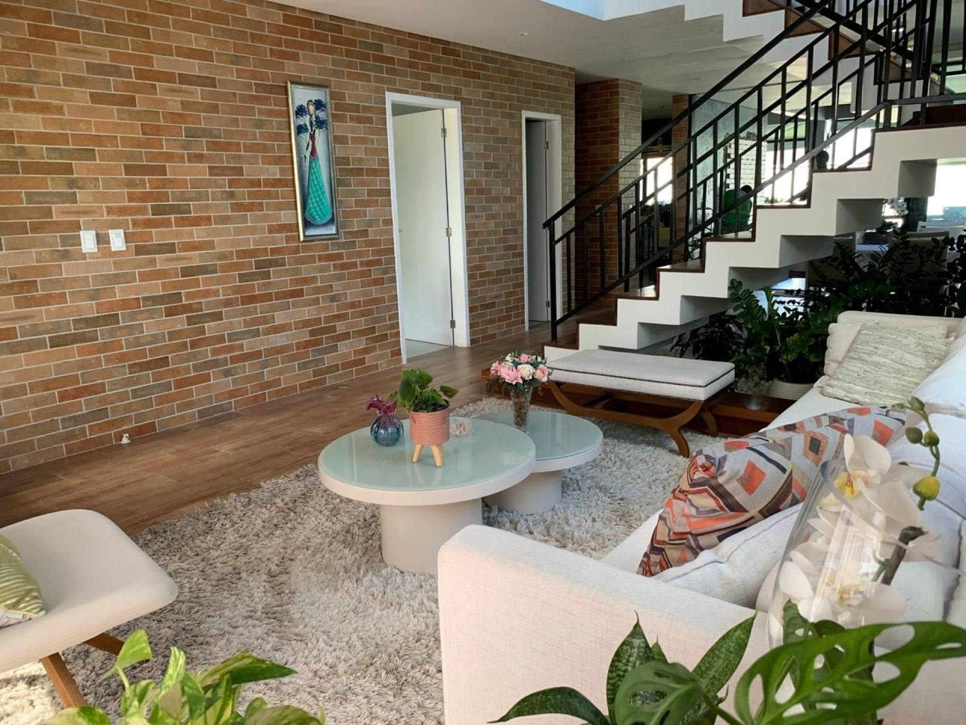 80 / Vendo Casa Duplex de Condomínio com 4 suítes 450m²