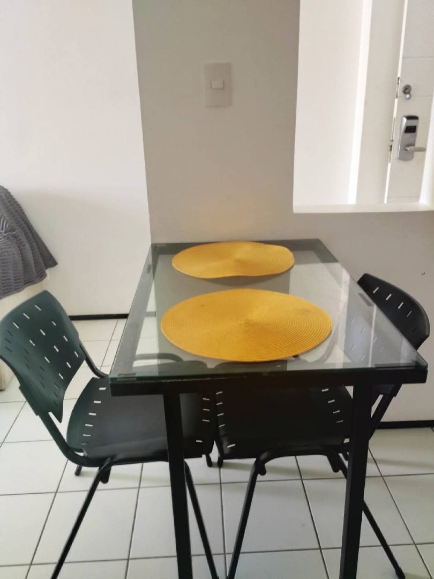 080 Vendo Flat 01 quarto 52m² mobiliado na Ponta do Farol em São Luís