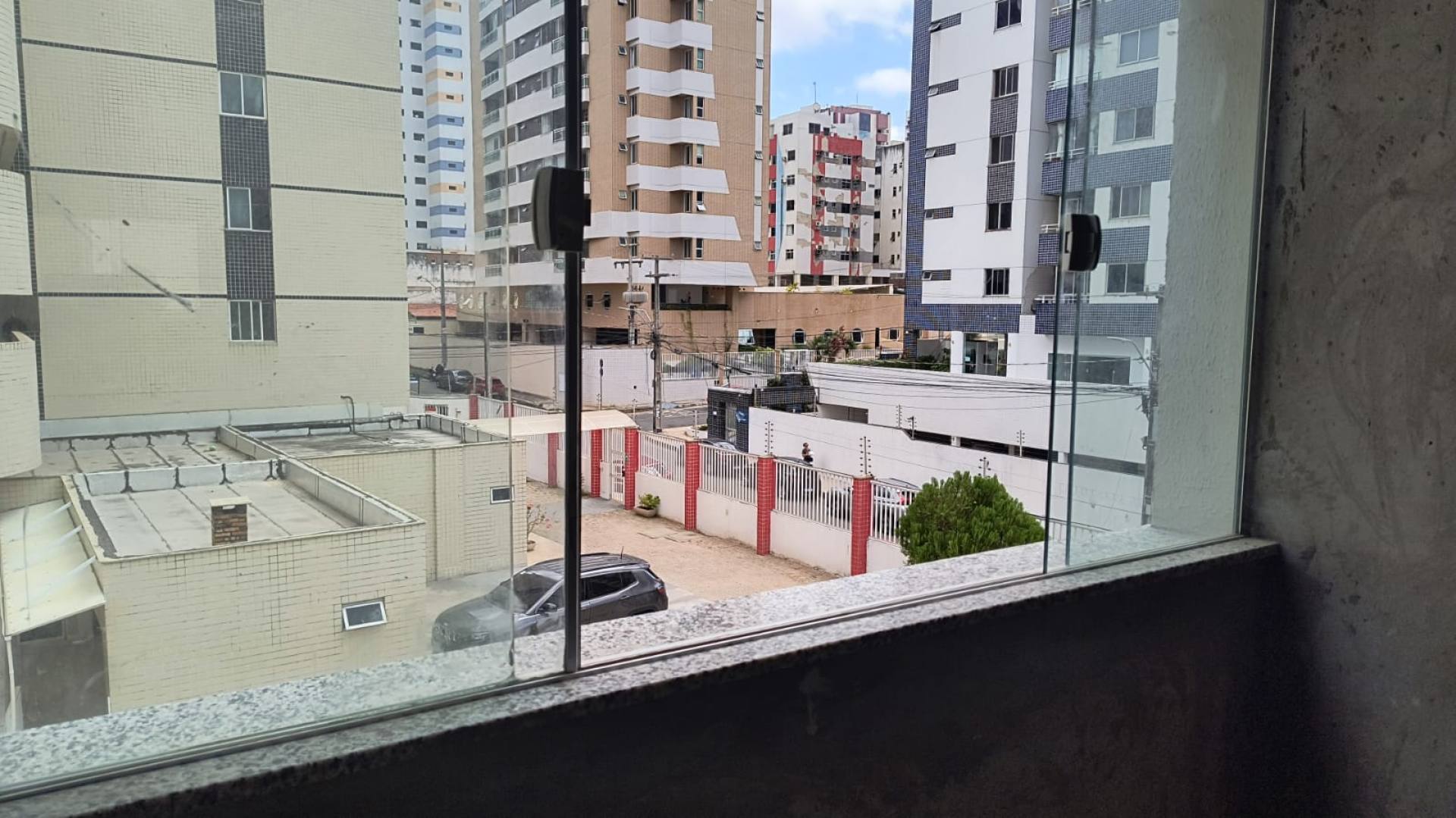 075 Alugo Sala Comercial 210m²no Renascença II em São Luís