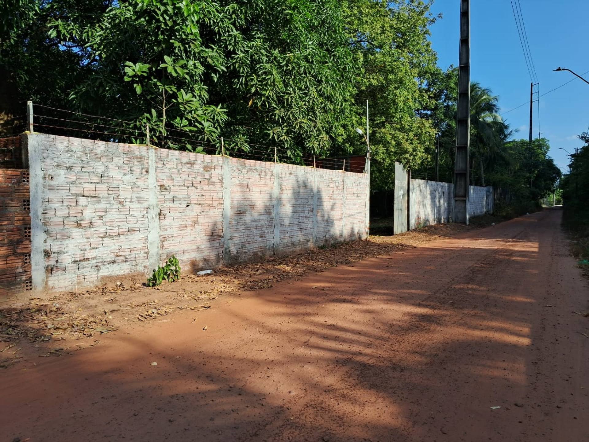 100 Excelente Terreno com uma área de 4.525 m²