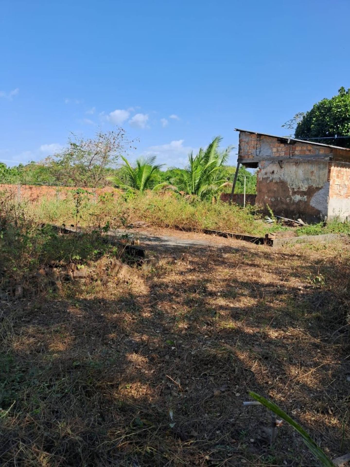 100 Excelente Terreno com uma área de 4.525 m²