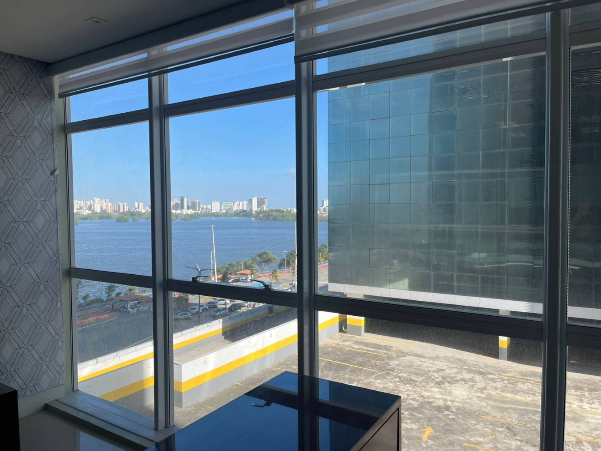 075 Sala Comercial Para Vender 45M² no bairro Ponta D´Areia em São Luís