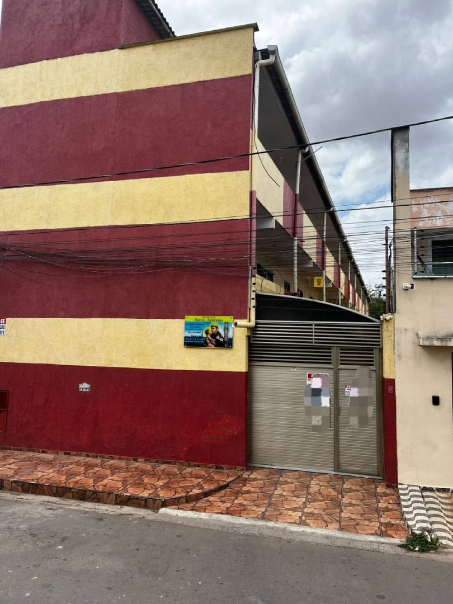 075 Prédio / Edifício Inteiro Comercial Para Vender 1.500m² com 27 Kitinetes no bairro JARDIM DAS MARGARIDAS em São Luís