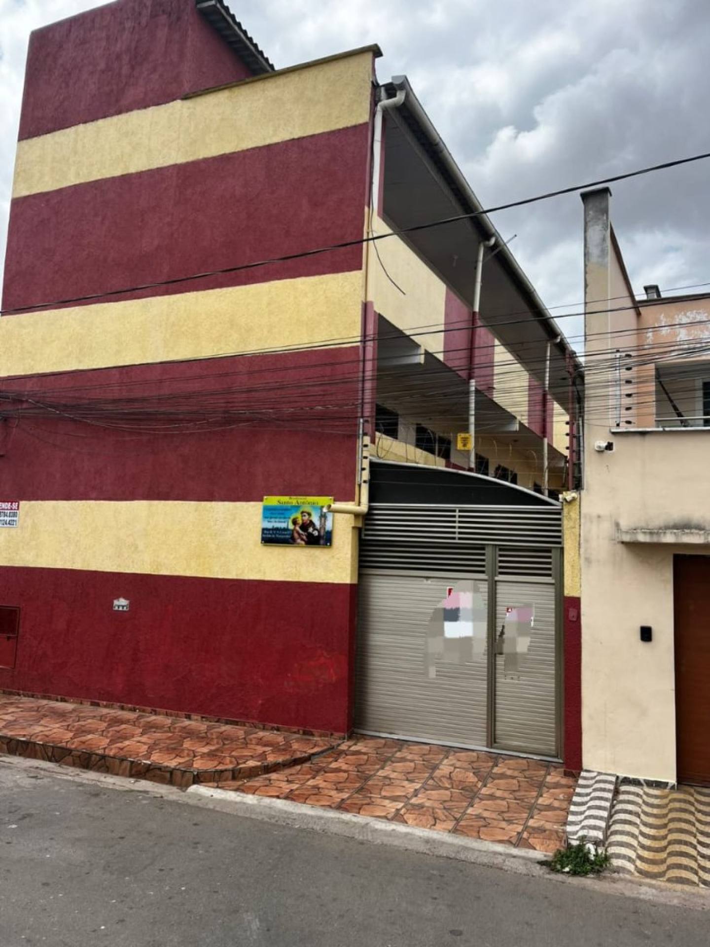 075 Prédio / Edifício Inteiro Comercial Para Vender 1.500m² com 27 Kitinetes no bairro JARDIM DAS MARGARIDAS em São Luís