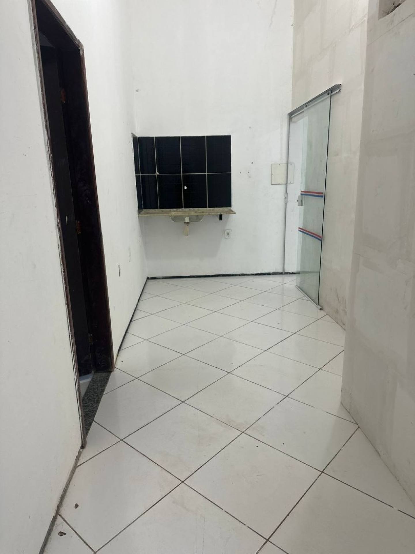 075 / Ponto Comercial Para Alugar 140m² no bairro Vinhais em São Luís