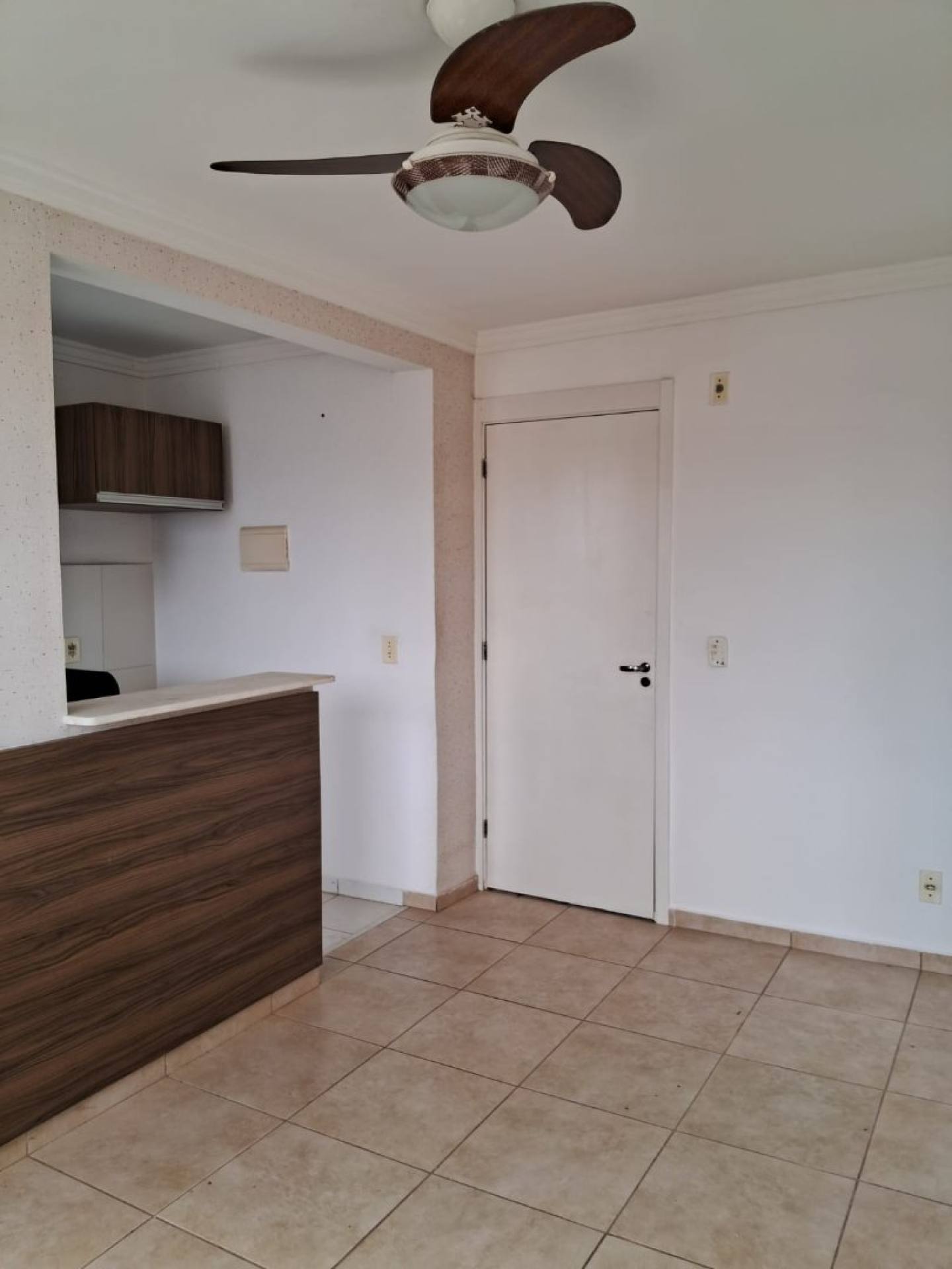 100 Apartamento Para Vender com 2 quartos na Estrada da Maioba.