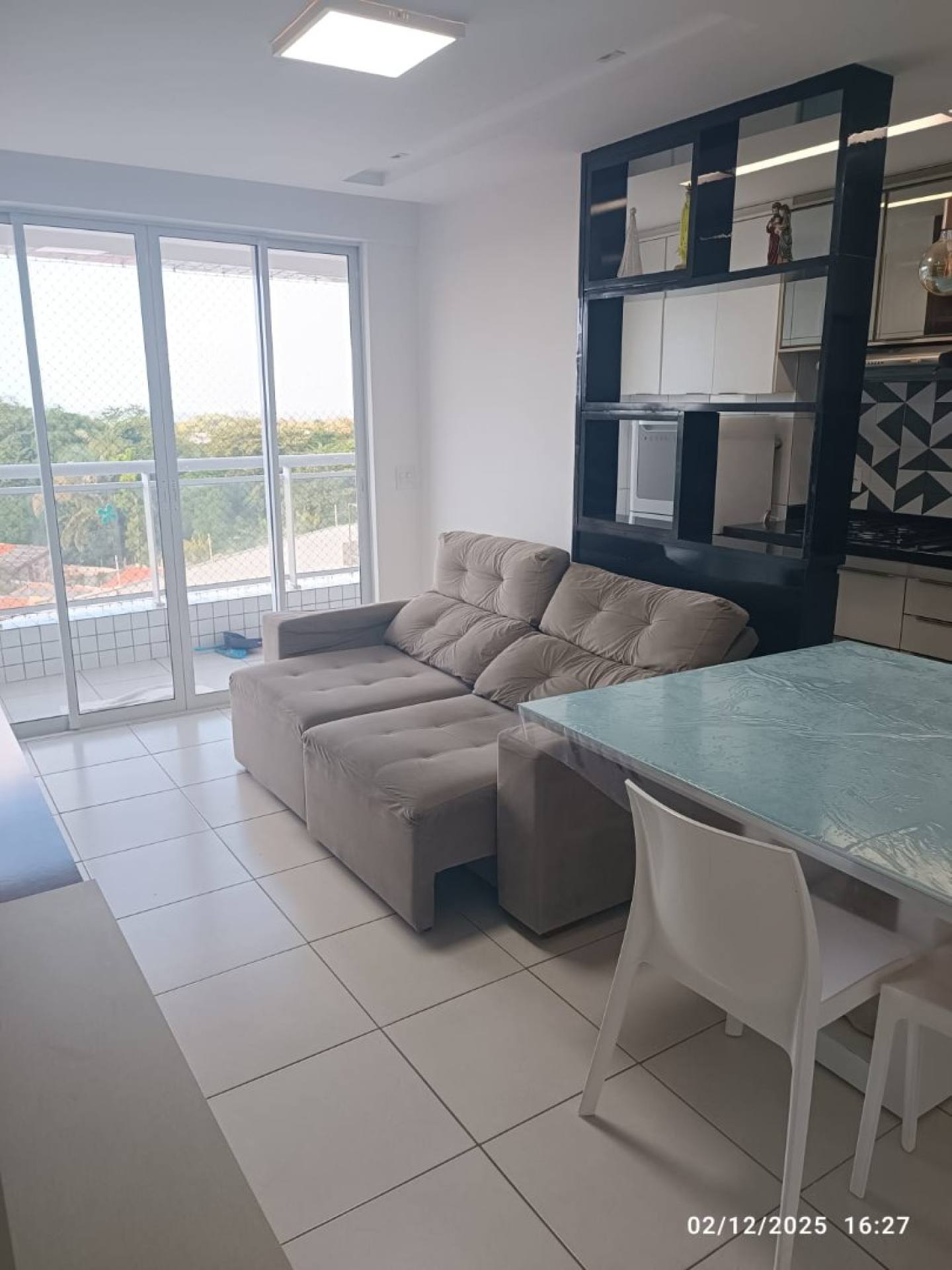 075 Vendo excelente apartamento Semi-mobiliado 02 quartos 70m² no Parque Shalom em São Luís