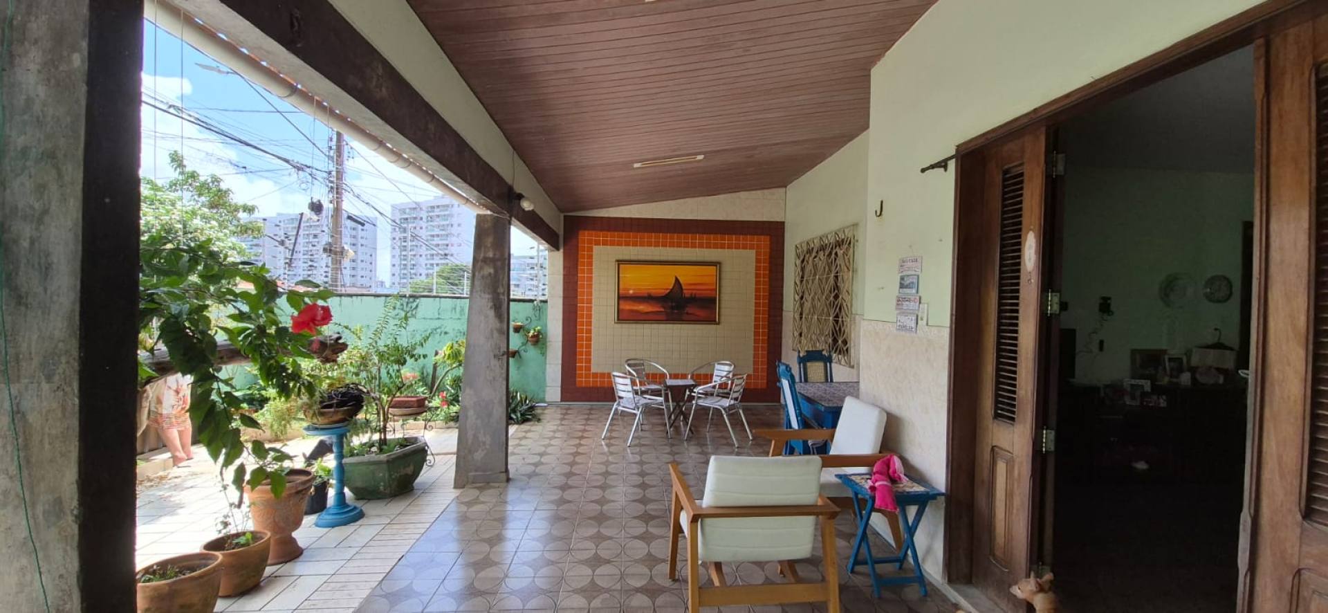 075 Vendo Casa a 400m da praia com 4 quartos 1 suíte no bairro Ponta do Farol em São Luís