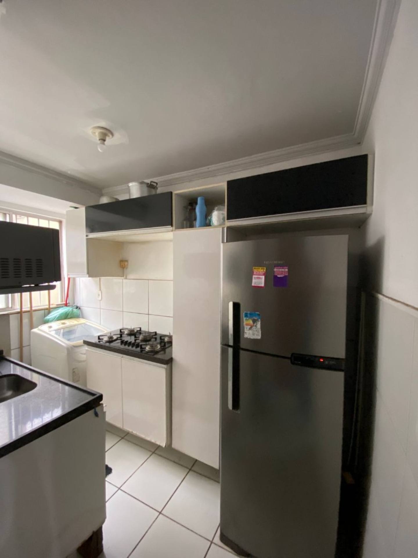 060 - Vendo Chave de Apartamento - Cond. Riviera 1 - 2 Quartos - Nascente - 2 Andar
