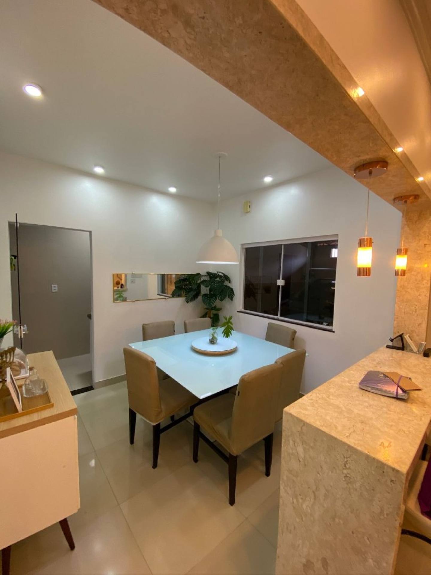 060 - Vendo Casa no Novo Cohatrac - 3 Quartos - Nascente - Fino Acabamento