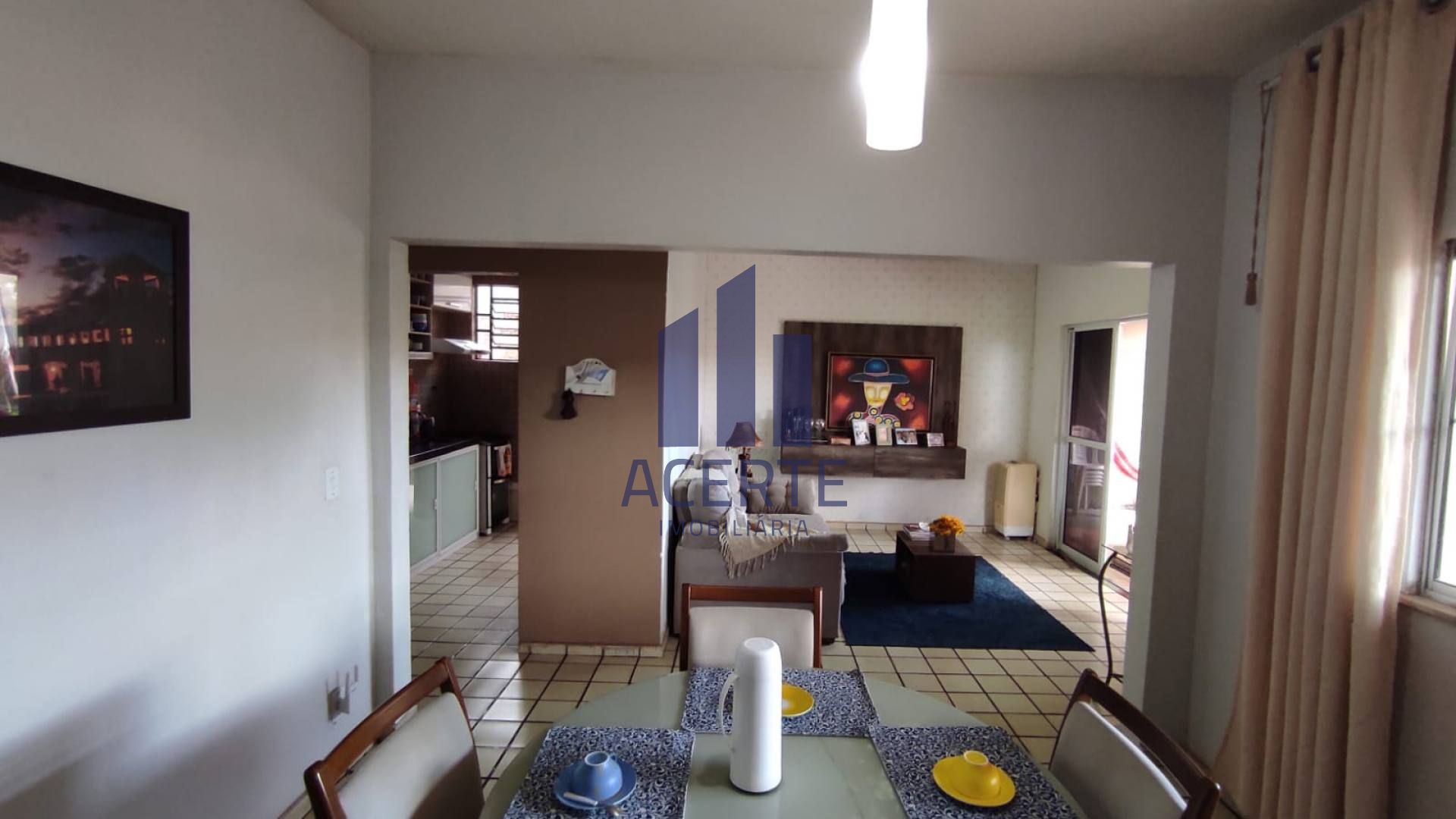 030-Casa Para Vender com 3 quartos 2 suítes no bairro Cohafuma em São Luís