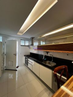 Leony do Vale na  Ponta do Farol - 193m² com 3 suítes vista Mar