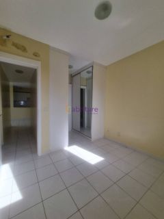 Alugo Apto no Jardim de Provence  de 77m² com 3 quartos (1 suíte)