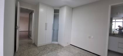 Apartamento de 95m² pra locação no Jardim Renascença com 03 quartos (1 suíte).