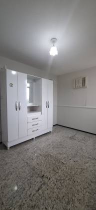 Apartamento de 95m² pra locação no Jardim Renascença com 03 quartos (1 suíte).