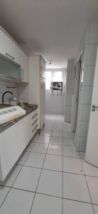 Apartamento de 95m² pra locação no Jardim Renascença com 03 quartos (1 suíte).