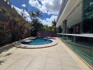Alugo casa no Condomínio Golden Green de 600m² - 6 suítes - Olho D´agua mobiliada