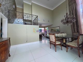 Alugo casa no Condomínio Golden Green de 600m² - 6 suítes - Olho D´agua mobiliada