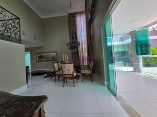 Alugo casa no Condomínio Golden Green de 600m² - 6 suítes - Olho D´agua mobiliada