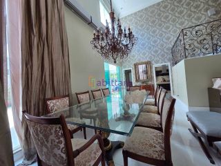 Alugo casa no Condomínio Golden Green de 600m² - 6 suítes - Olho D´agua mobiliada
