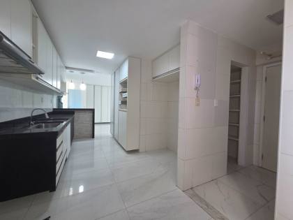 Palazzo Verona - Apartamento VISTA MAR de 152m² com 3 quartos (2 suítes) + DCE