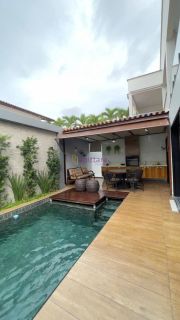 CASA DE ALTO PADRÃO NO CALHAU | GREEN VILLAGE - 200m²